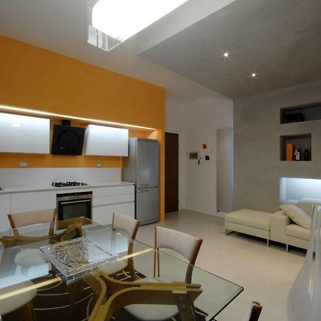 Lollo Apartment Mantua Zimmer foto